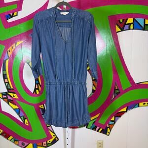 Lovestitch Blue Chambray Tunic w/drawstring waist. Size Medium. Excellent cond!
